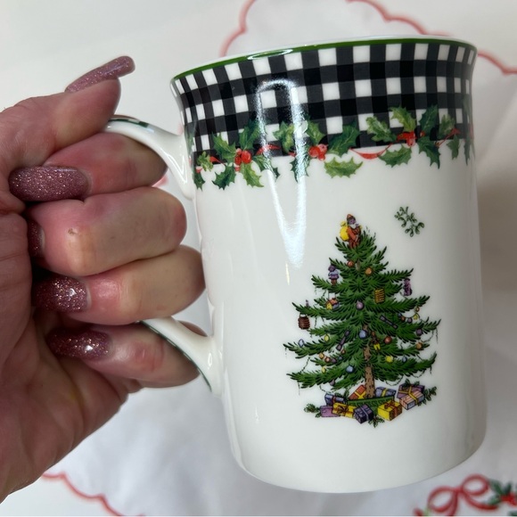 Spode 2024 Annual Christmas Tree Mug Set of 2 collectible with black checks 12oz - Picture 2 of 8